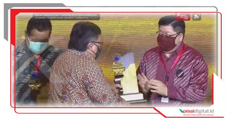 Produk OMAI Dexa Group Menerima Penghargaan Anugerah Industri Inovatif